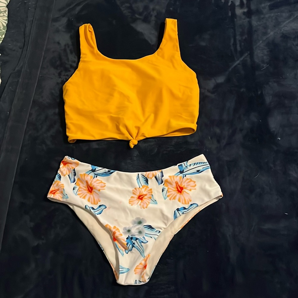 Size Medium Zaful Yellow Bikini
